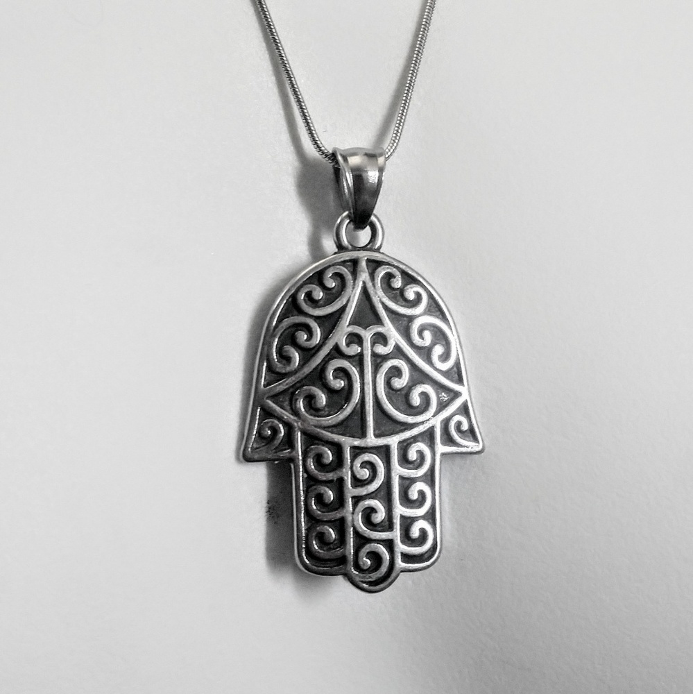 925 Sterling silver hamsa hand necklace💝